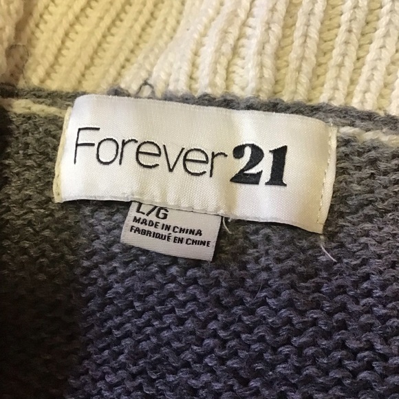 Forever 21 Gray and Cream Heart Belted Cardigan Sweater - Picture 2 of 11